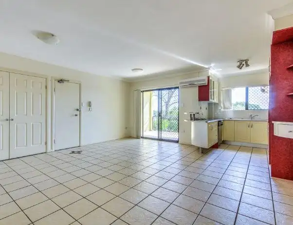 Second view of Homely unit listing, 6/3 Shottery Street, Yeronga QLD 4104