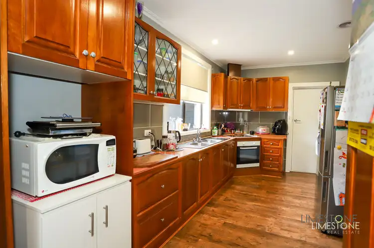 Sixth view of Homely house listing, 2 Mark Street, Mount Gambier SA 5290