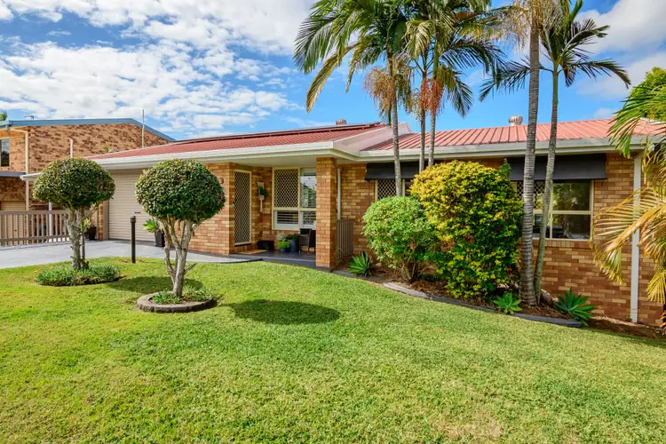 16 Cypress Close, Kin Kora QLD 4680