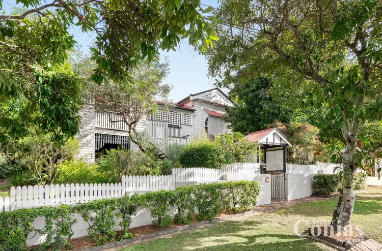 32 Moulton Street, Ashgrove QLD 4060