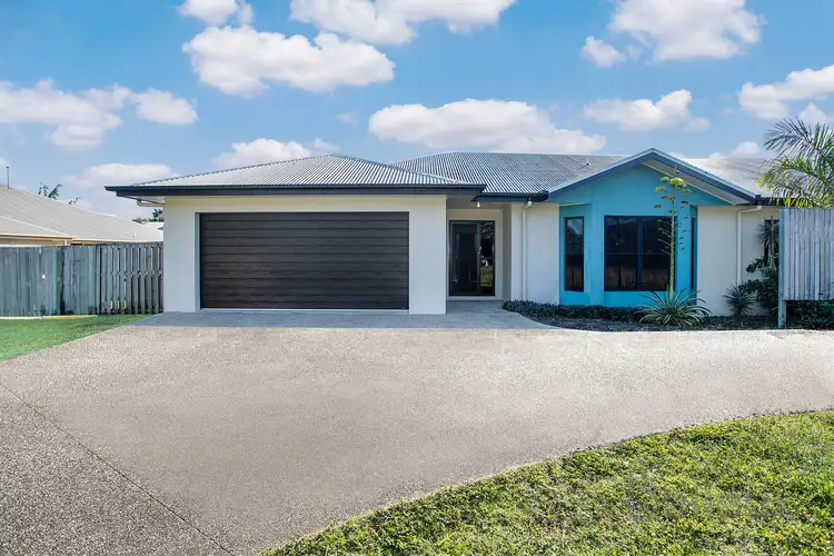 13 Bilgola Place, Blacks Beach QLD 4740