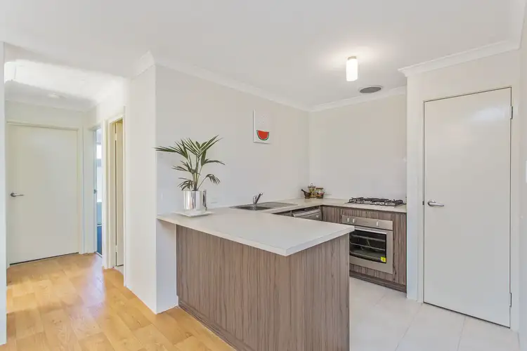 Fifth view of Homely unit listing, 18/1 Cottonwood Drive, Baldivis WA 6171