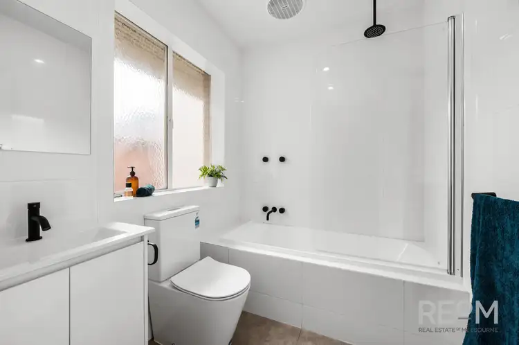 Fifth view of Homely apartment listing, 8/162 Brighton Road, Ripponlea VIC 3185