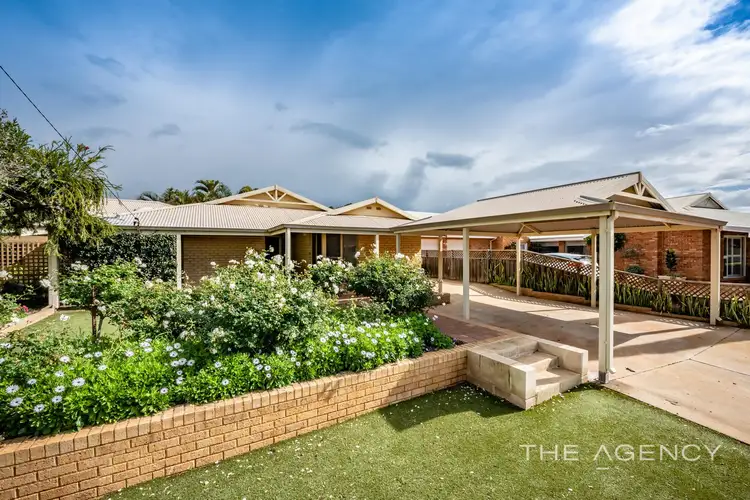 9 Hemsley Place, Bluff Point WA 6530