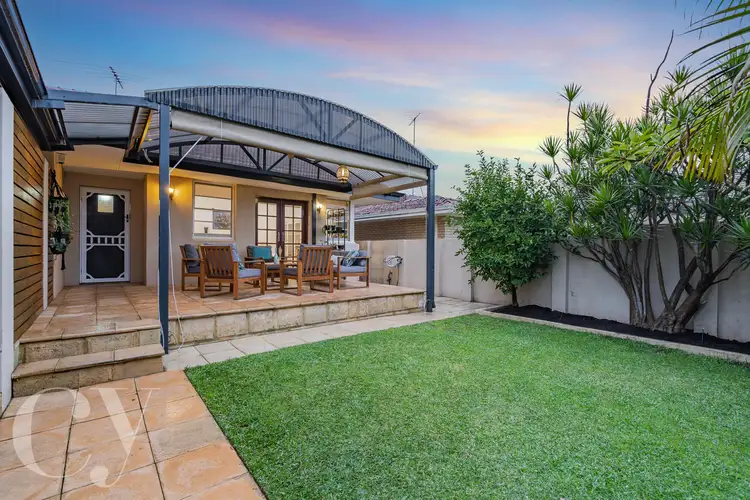30 Flinders Street, Yokine WA 6060