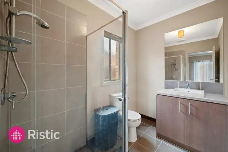 Fifth view of Homely house listing, 17 Niccoli Parkway, Mernda VIC 3754