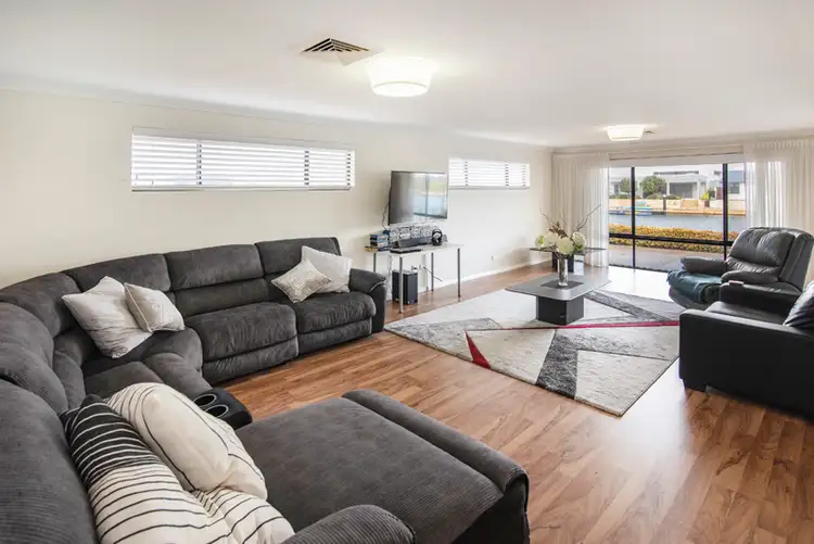 Seventh view of Homely house listing, 7 Windward Green, Geographe WA 6280