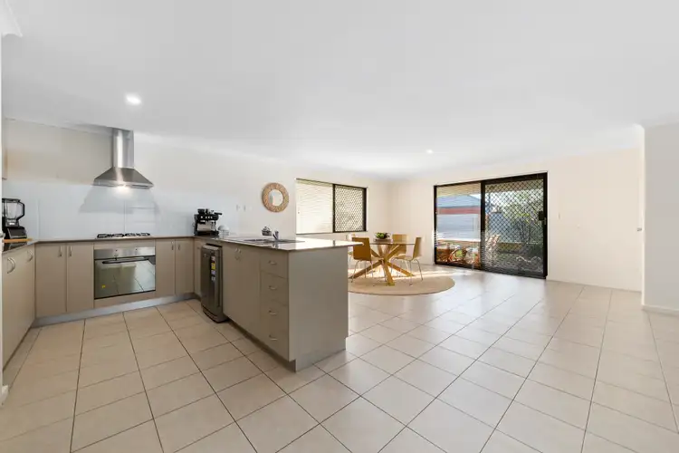 Sixth view of Homely house listing, 6 Rochdale Circle, Meadow Springs WA 6210