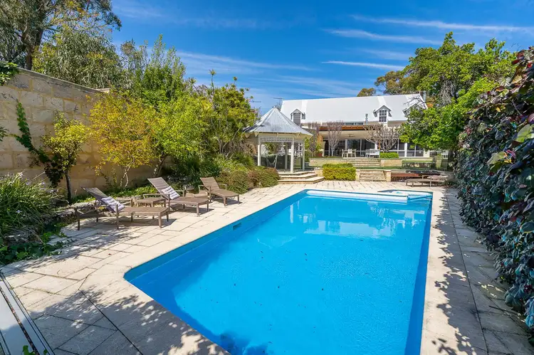 19 Cliff Way, Claremont WA 6010