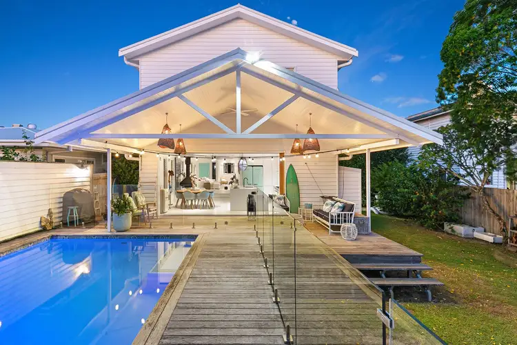 22 Symonds Road, Burleigh Heads QLD 4220