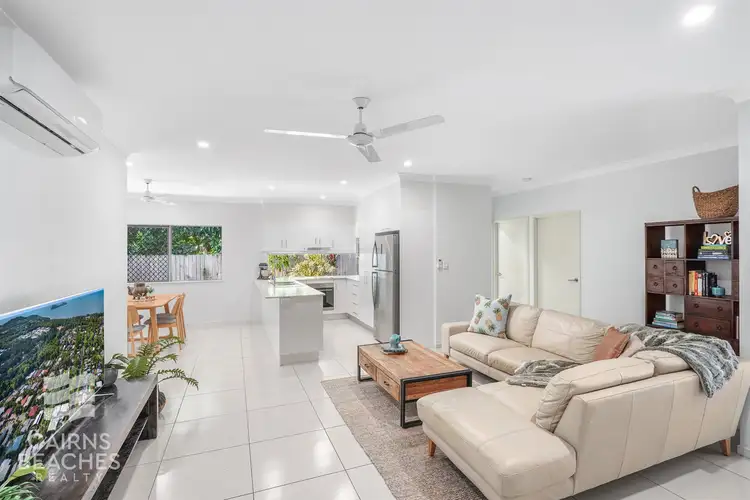 2/17a Satellite Street, Clifton Beach QLD 4879