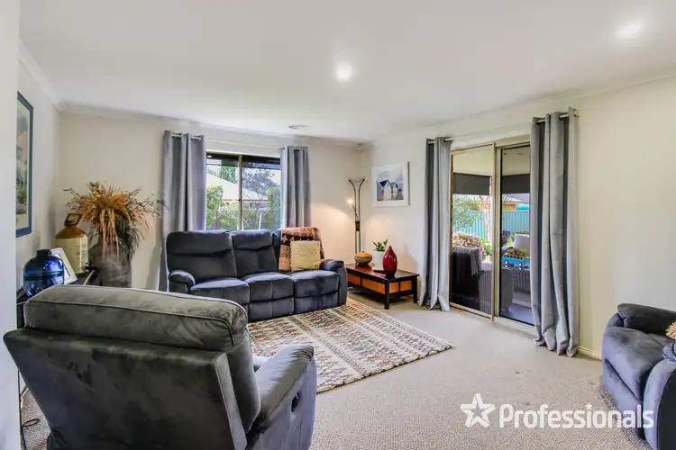 Fifth view of Homely house listing, 9 Walla Place, Glenfield Park NSW 2650