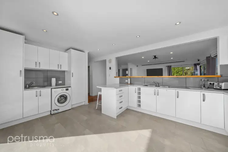 Fifth view of Homely house listing, 8/278 La Perouse Street, Warrane TAS 7018