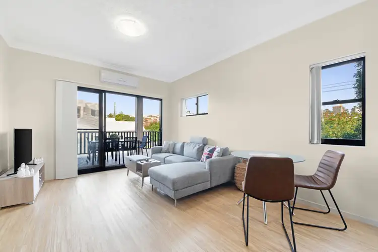 Sixth view of Homely unit listing, 21/11 Lyons Tce, Windsor QLD 4030