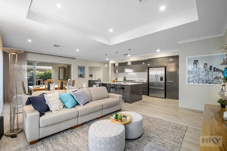 4 Pitsford Chase, Aveley WA 6069