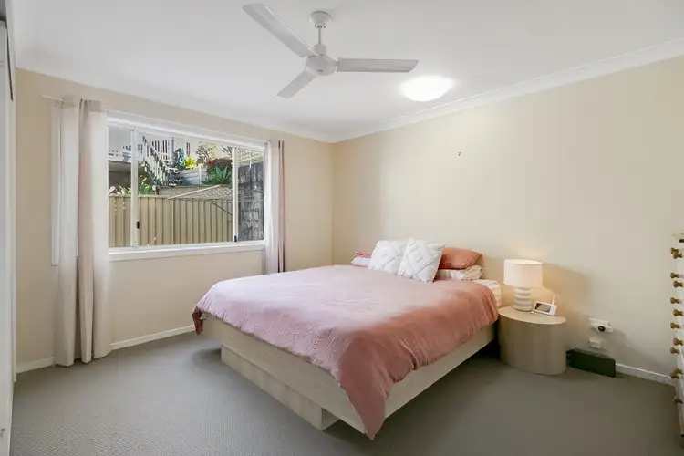 Sixth view of Homely semi-detached listing, 1/18 Hillcrest Avenue, Tugun QLD 4224