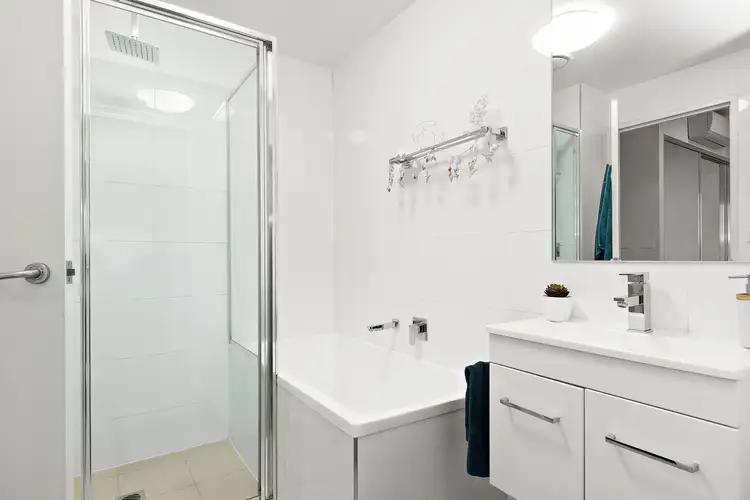 Fifth view of Homely unit listing, 302/9 Watt Street, Newcastle NSW 2300
