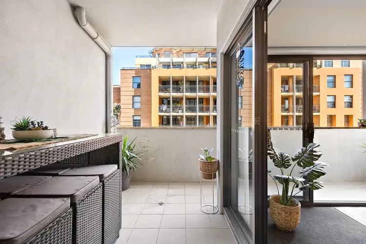 Sixth view of Homely unit listing, 302/9 Watt Street, Newcastle NSW 2300
