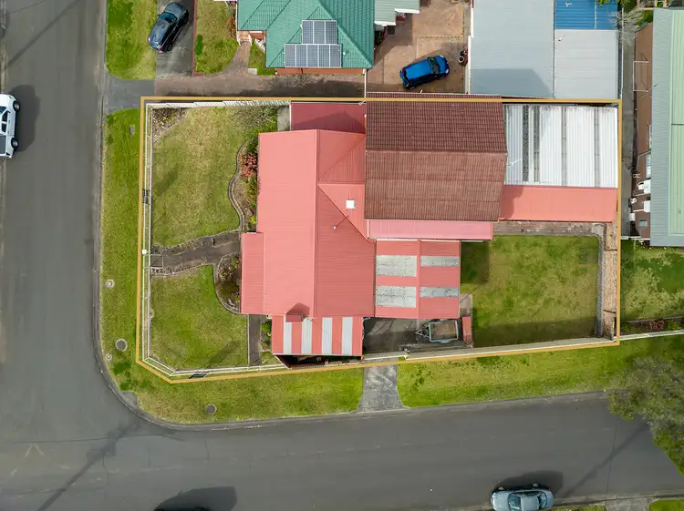 2 Grose Avenue, Barrack Heights NSW 2528