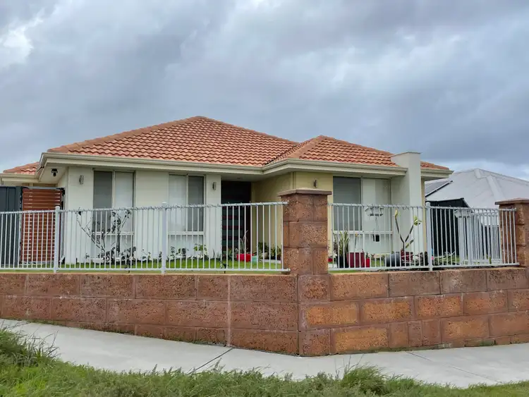 9 Sandridge Street, Banksia Grove WA 6031