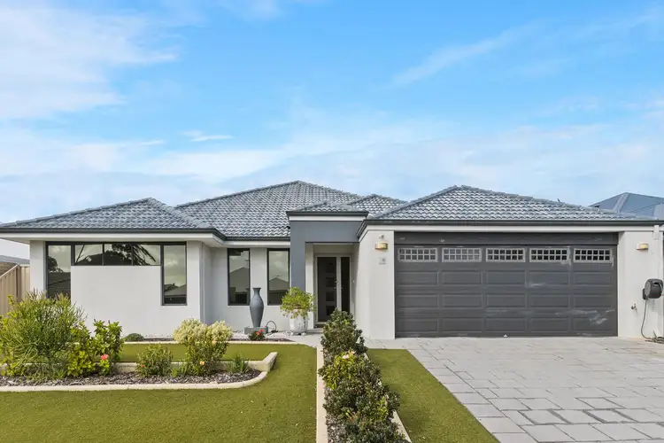 16 Dianella Link, Sinagra WA 6065