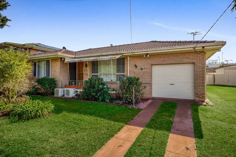 19 Router Street, Wilsonton QLD 4350