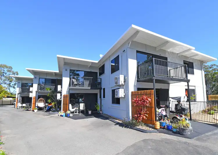 494 Esplanade, Torquay QLD 4655