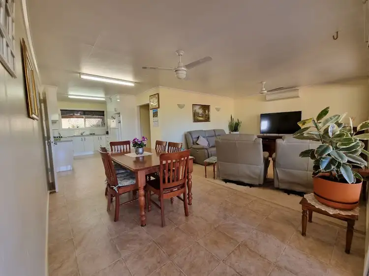 32 Hartz Road, Iredale QLD 4344