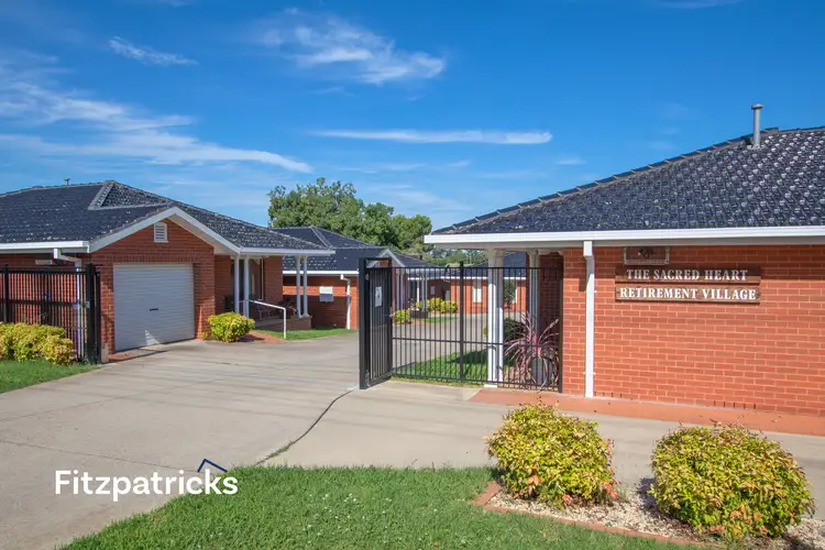 1/299 Lake Albert Road, Kooringal NSW 2650