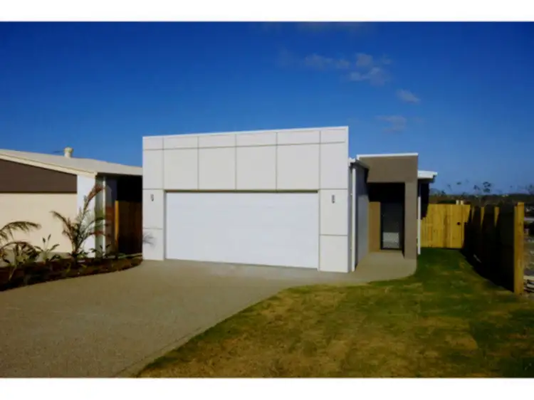 2/6 Samson Crescent, Yeppoon QLD 4703