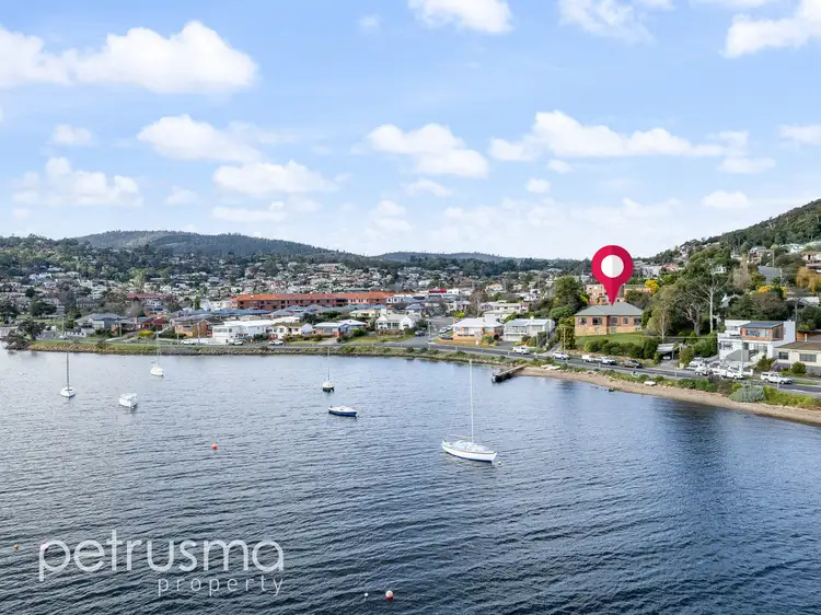 53 Esplanade, Lindisfarne TAS 7015