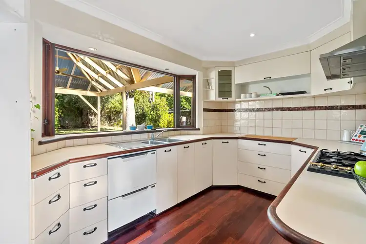 51 Tullamore Avenue, Thornlie WA 6108