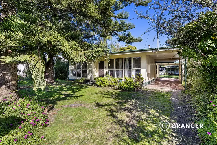 4 Hilary Avenue, Mccrae VIC 3938