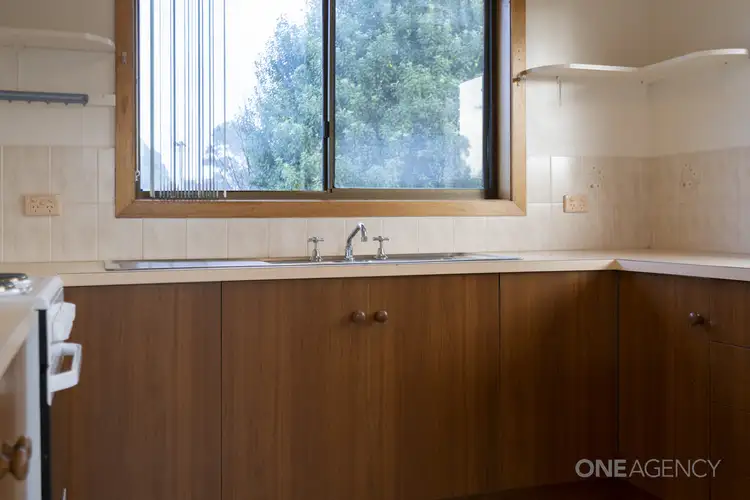 Fifth view of Homely house listing, 6 Commonwealth Court, Penguin TAS 7316