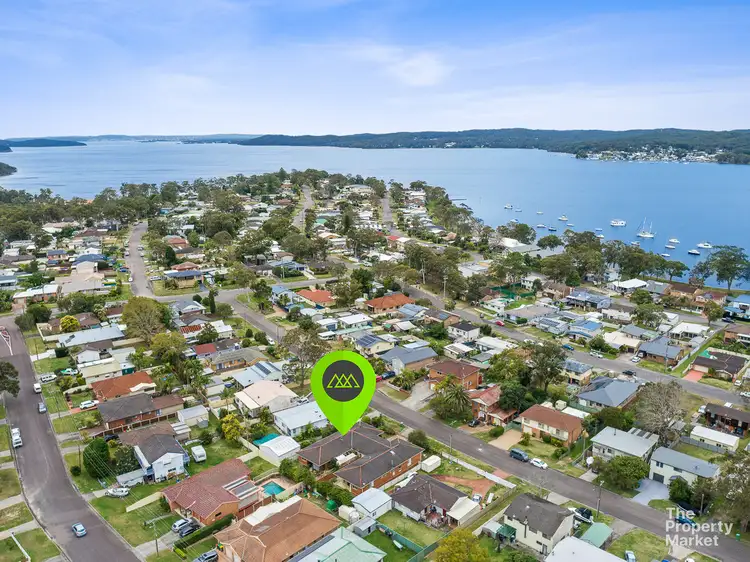 15 Yearnin Street, Gwandalan NSW 2259