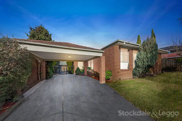 42 Chivalry Avenue, Glen Waverley VIC 3150