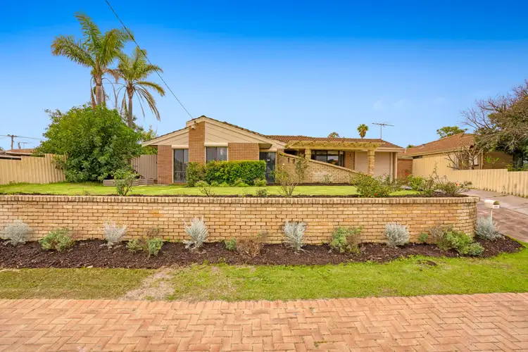 35 Tasman Road, Beldon WA 6027