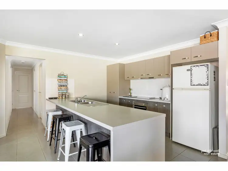 Second view of Homely house listing, 8 Hedgerose Way, Parkhurst QLD 4702