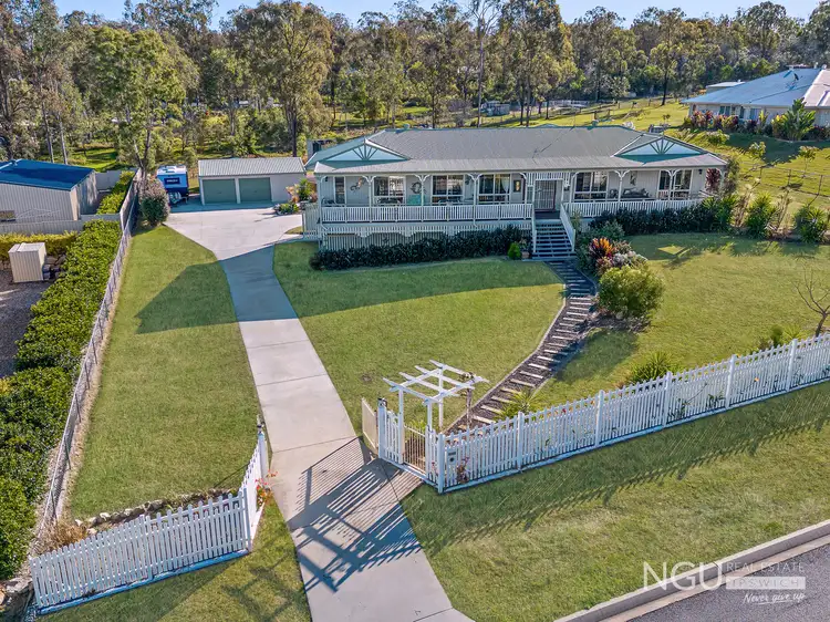 3 Senior Court, Kensington Grove QLD 4341