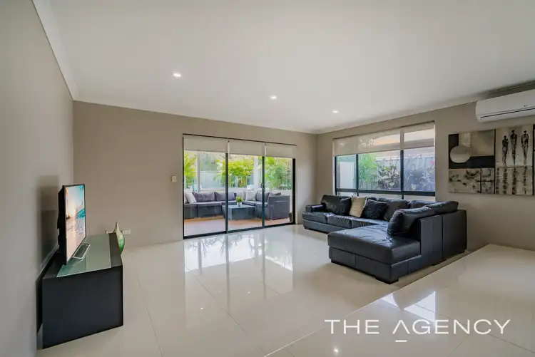 Fifth view of Homely house listing, 83 Princeton Circuit, Aubin Grove WA 6164
