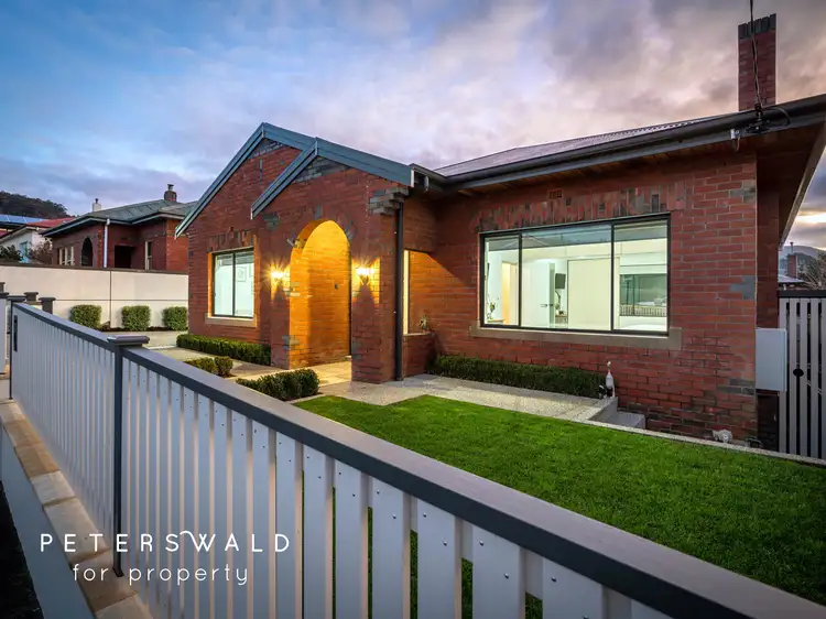 8 Carlton Street, Lenah Valley TAS 7008