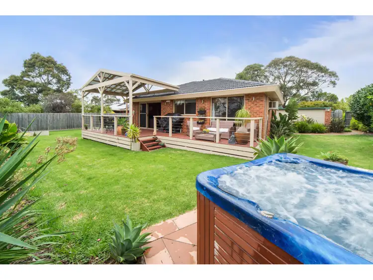 Fifth view of Homely house listing, 1 Conway Court, Somerville VIC 3912