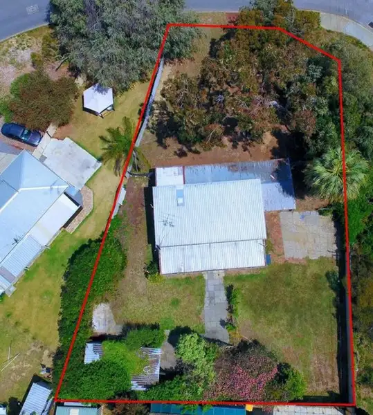 Second view of Homely house listing, 5 Rees Place, Wannanup WA 6210