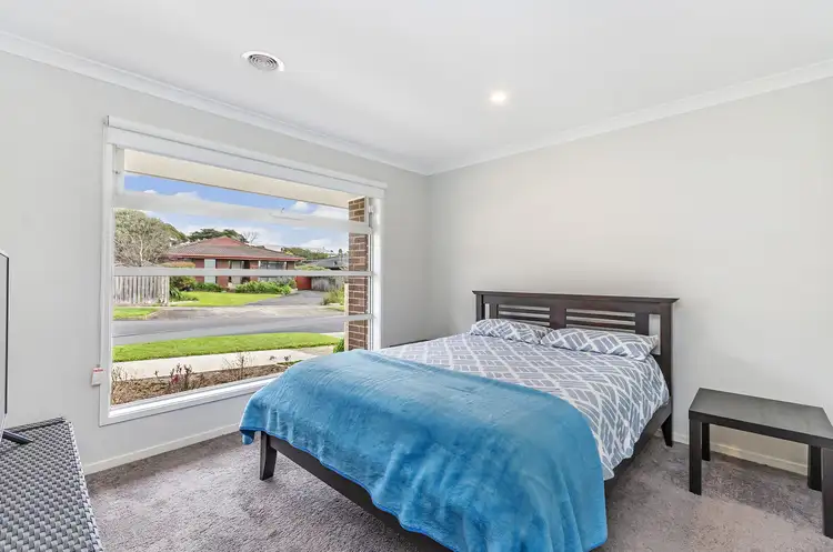 Fifth view of Homely townhouse listing, 2A Ekard Avenue, Warrnambool VIC 3280