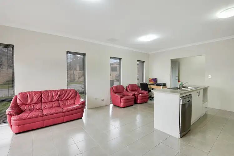 Fourth view of Homely house listing, 8/15 Titian Way, Tapping WA 6065