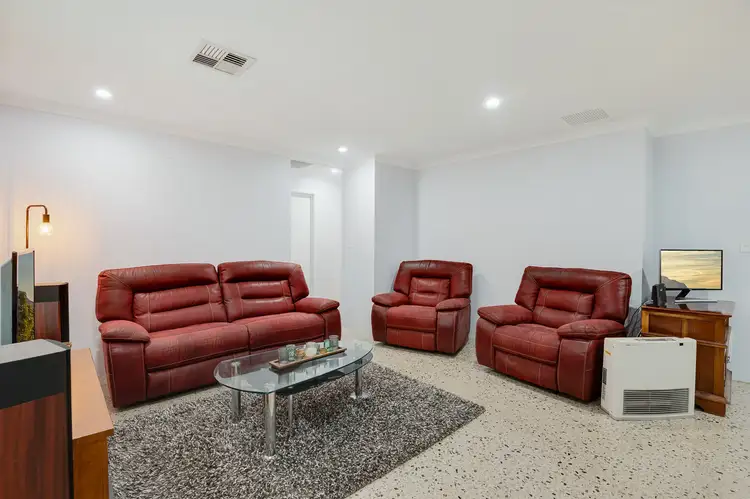 Fourth view of Homely villa listing, 2/7 Ellam Street, St James WA 6102