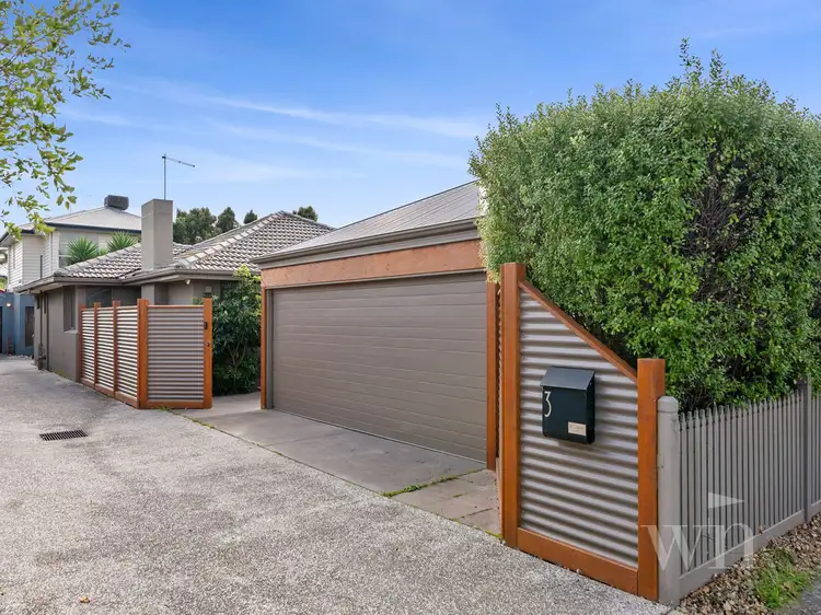 1/3 Adelaide Street, Mornington VIC 3931