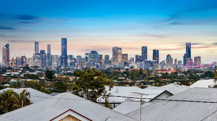 1 & 2/28 Martha Street, Camp Hill QLD 4152