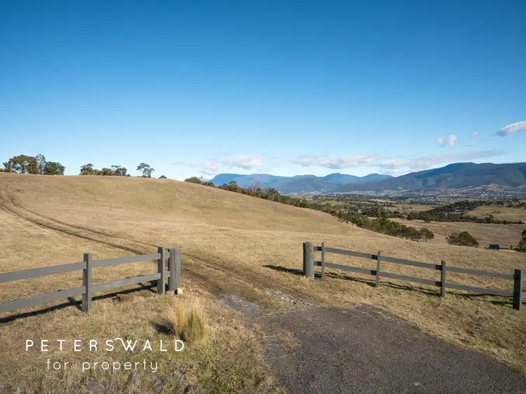 64 Oak Farm Rise, Old Beach TAS 7017