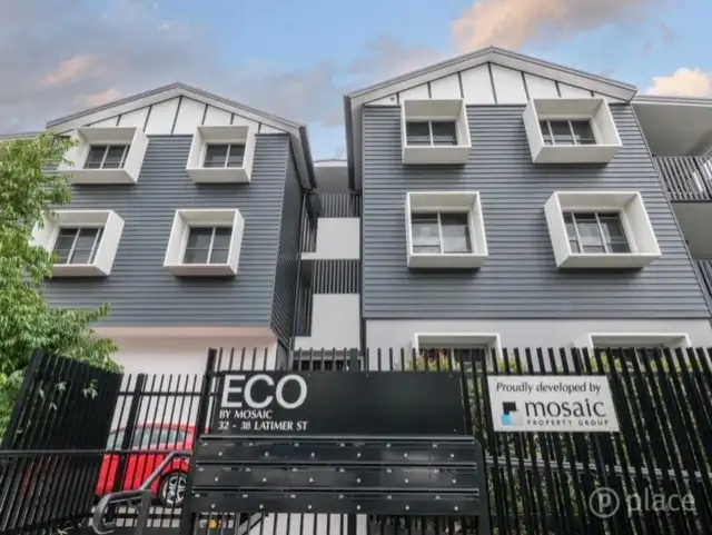 304/38 Latimer Street, Holland Park QLD 4121